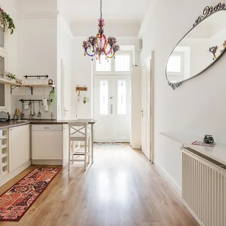 Apartment Sara'h Romantic Budapest
